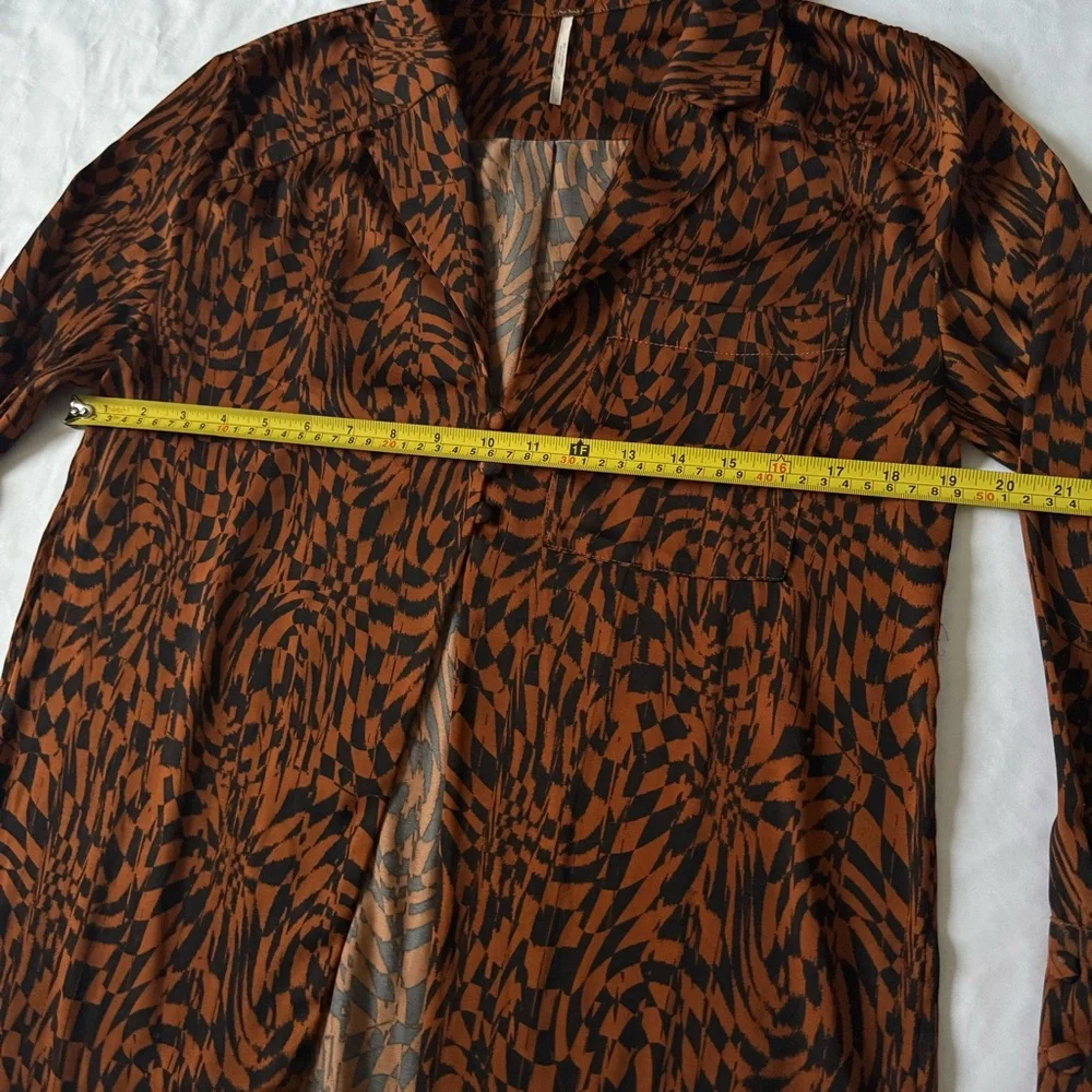 Free people  Brown and Black Blouse size 2 - Picture 3 of 8